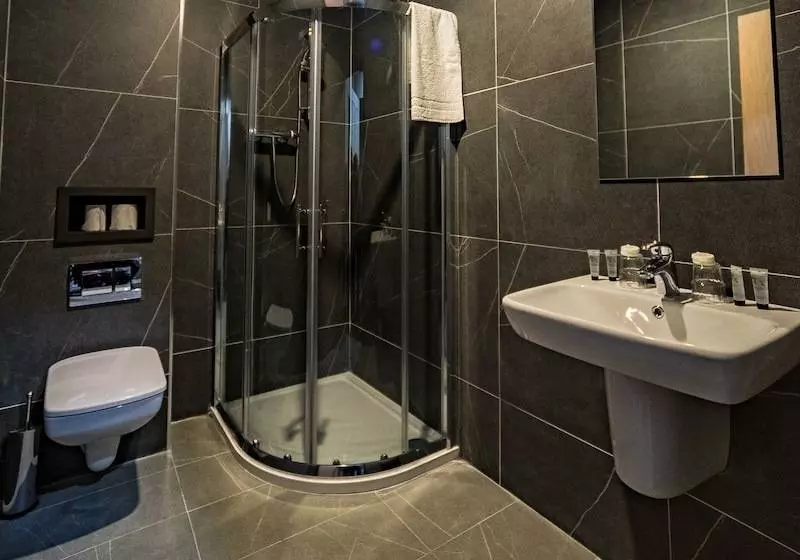 اتاق استاندارد چهار تخته, The Old Quarter Townhouse