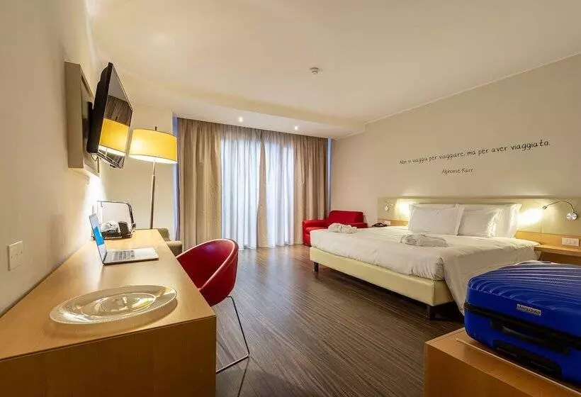 スタンダードスタジオ, Unahotels Le Terrazze Treviso Hotel & Residence