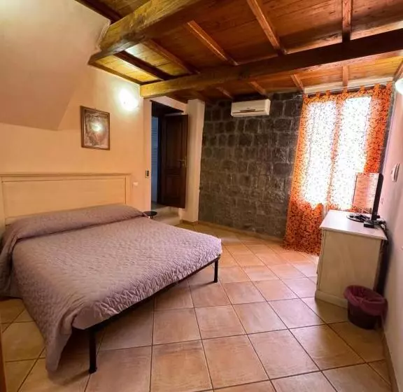 اتاق پریمیوم چهارنفره, Villaggio Paradosso