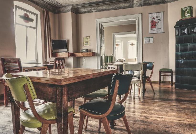 غرفة قياسية حمام مشترك, Opera Hostel