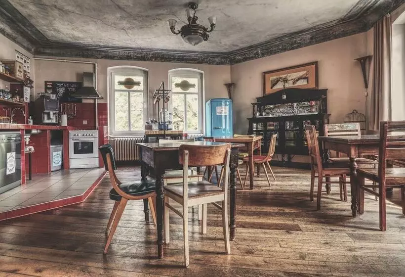 Standard-huone Jaettu Kylpyhuone, Opera Hostel