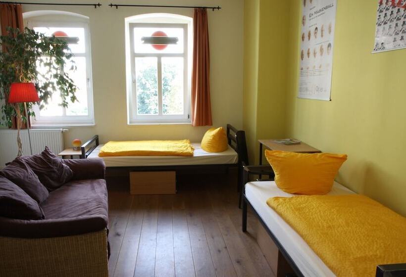 Номер Стандарт Совместная Ванная, Opera Hostel