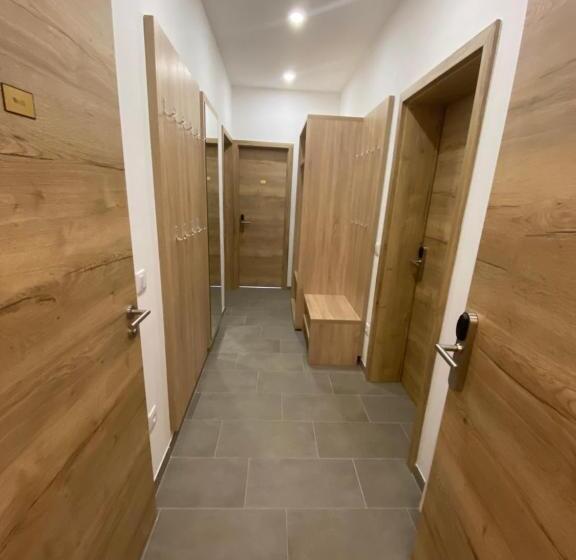 דירת שלושה חדרים, Luxury Apartment Monte Carlo