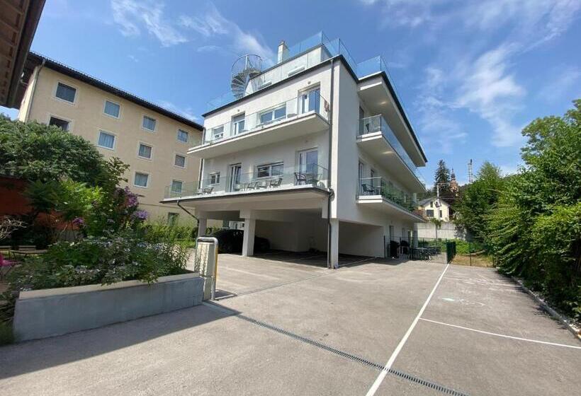 سوییت خانوادگی, Luxury Apartment Monte Carlo