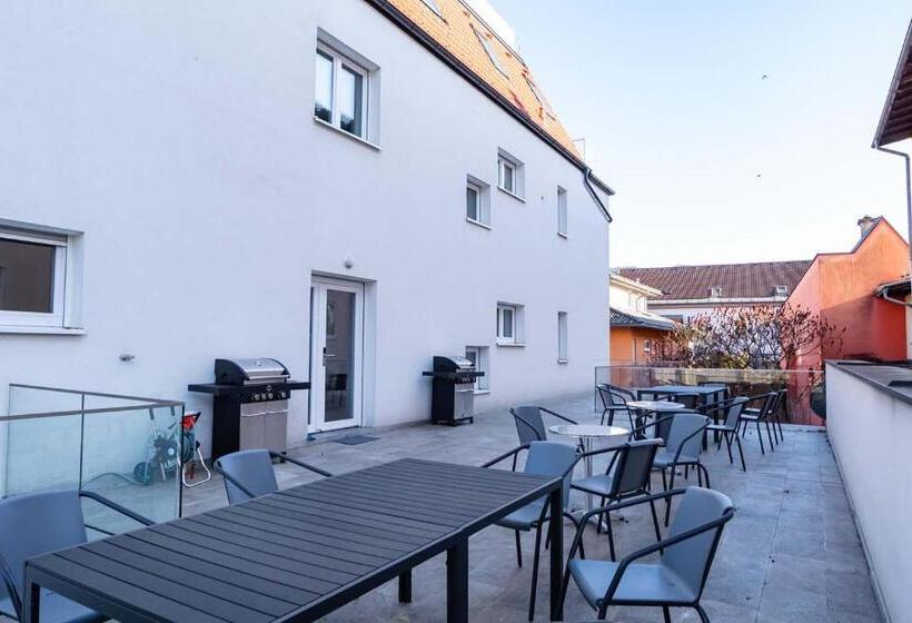 חדר אקונומי, Luxury Apartment Monte Carlo