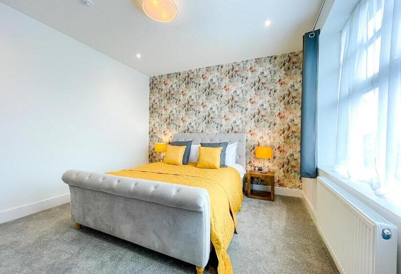 キングサイズベッドのスタンダードルーム, 46 Ashfield Rd, Altrincham