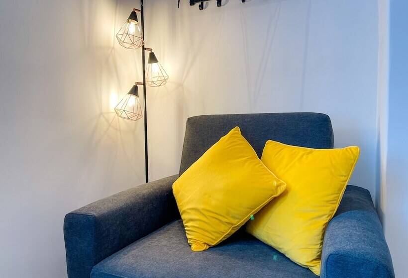 キングサイズベッドのデラックスルーム, 46 Ashfield Rd, Altrincham