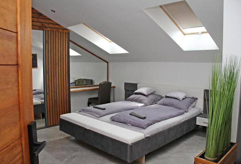 Номер Deluxe, Player S Pool&rooms