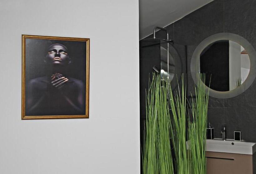 Номер Deluxe, Player S Pool&rooms