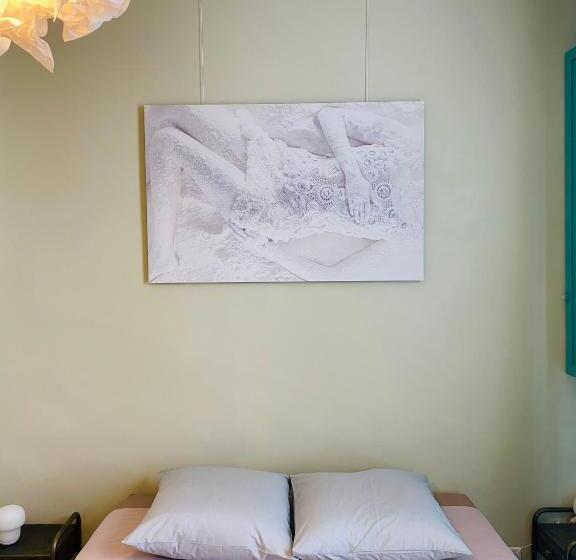 غرفة قياسية, La Maison Gerval