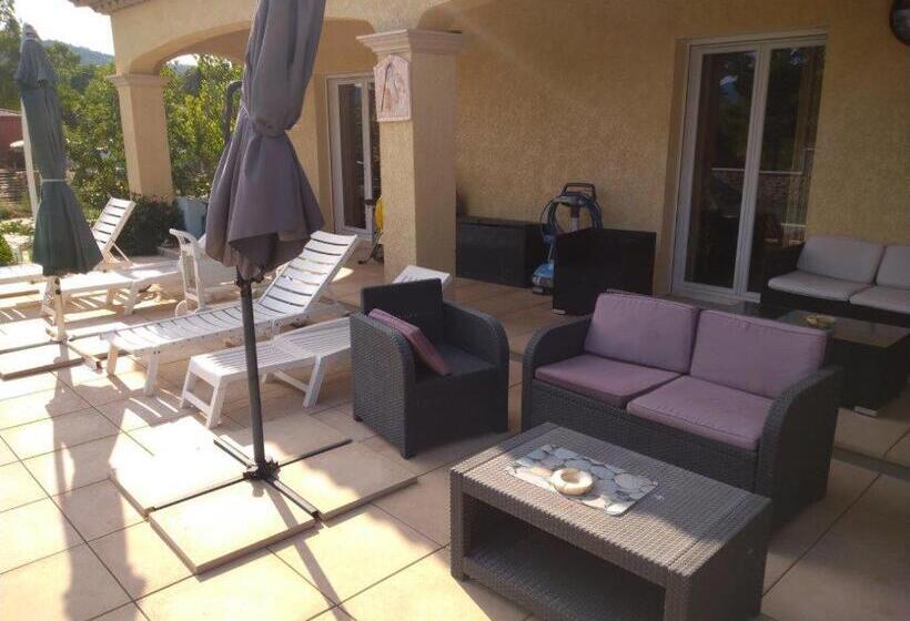 Camera Standard Vista Piscina, Villa Les Marmottes