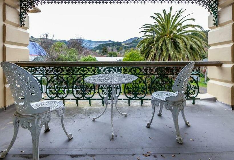 חדר סטנדרט, The Grand Hotel & Bar   Akaroa