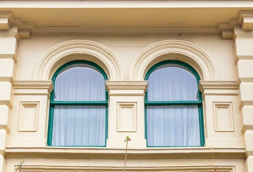 חדר סטנדרט עם מיטת קינג, The Grand Hotel & Bar   Akaroa