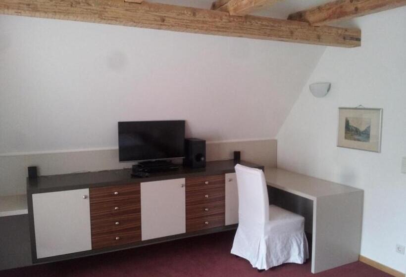 Семейный Номер Deluxe, Gesundheitshaus Hohnstein