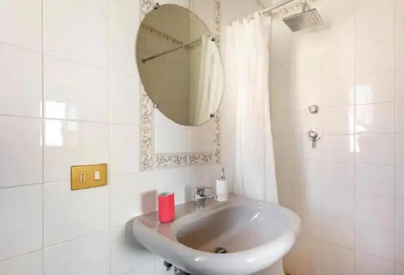海の見える１ベッドルームアパートメント, Villa Mariel Suites & Apartment