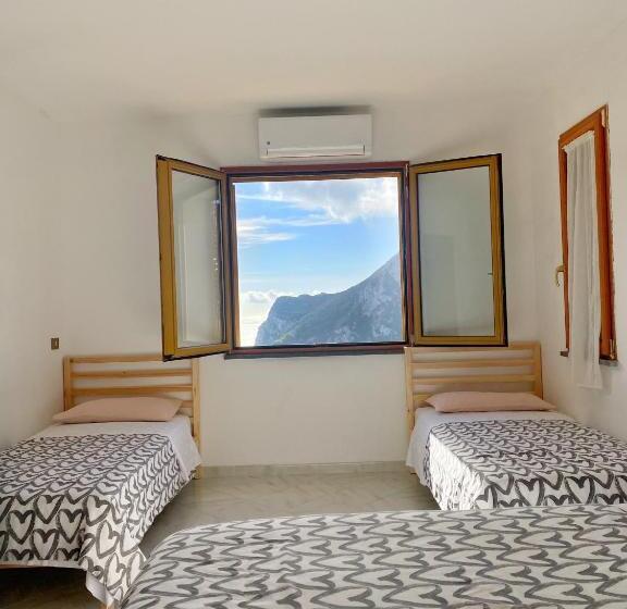 شقة غرفة واحدة مطلة على البحر, Villa Mariel Suites & Apartment