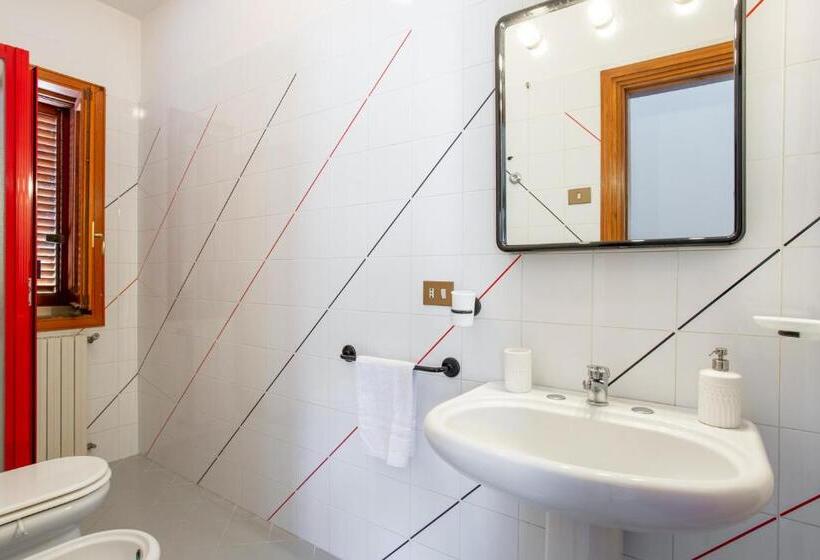 سوییت لوکس, Villa Mariel Suites & Apartment