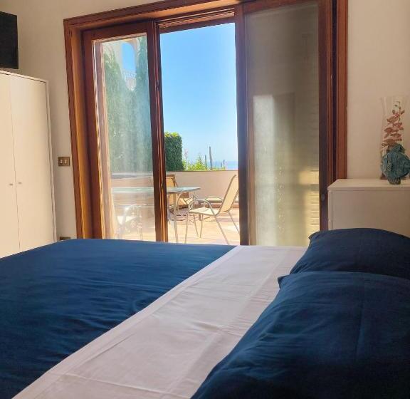 آپارتمان 1 خوابه با تراس, Villa Mariel Suites & Apartment