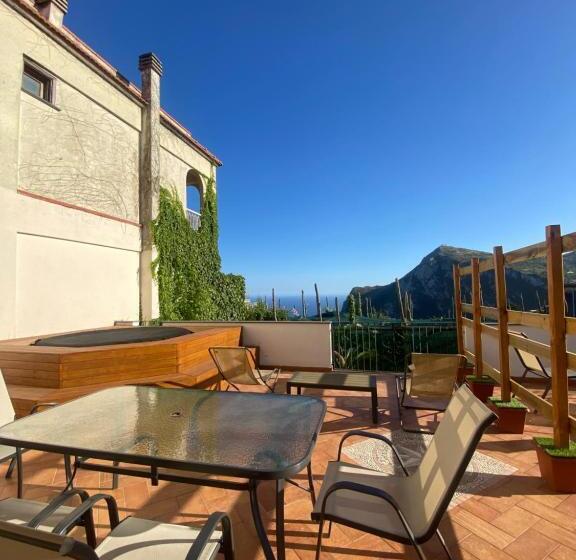 آپارتمان 1 خوابه با تراس, Villa Mariel Suites & Apartment