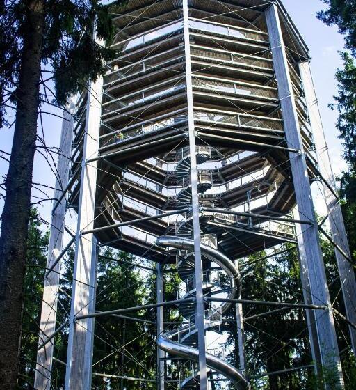 غرفة قياسية مزوَّدة بشُرفة, Ubytování Hanka V Hotelovém Pokoji C408 Top View