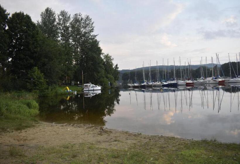 غرفة قياسية مزوَّدة بشُرفة, Ubytování Hanka V Hotelovém Pokoji C408 Top View