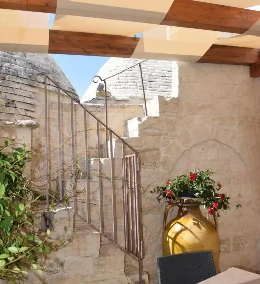 ファミリールーム, Quei Trulli Divini