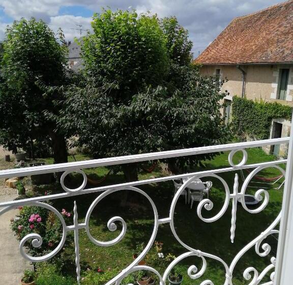 Люкс с Балконом, Le Relais Des Roses  Chambres D Hôtes