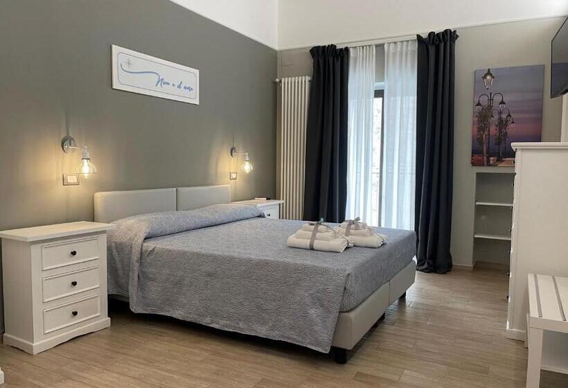 バルコニー付きスタンダードルーム, Nina E Il Mare