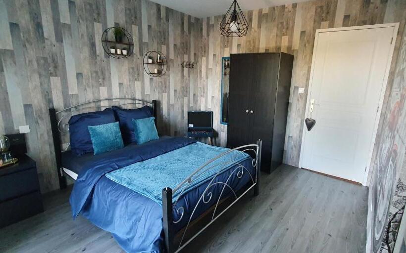 Номер Стандарт, Pause Détente