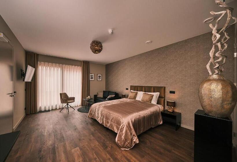 디럭스 스튜디오, Stadshotel Weert