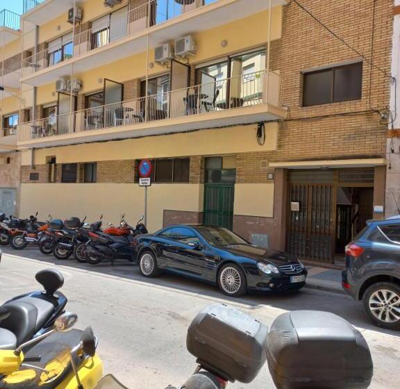 غرفة قياسية رباعية, La Terreta