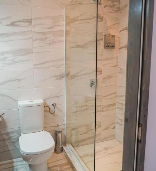 キングサイズベッドのスタンダードルーム, Montana 219