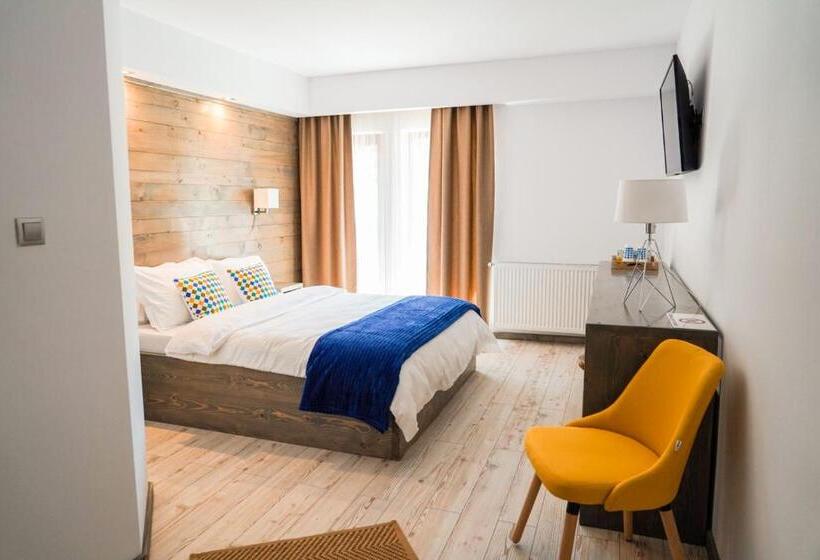 キングサイズベッドのスタンダードルーム, Montana 219