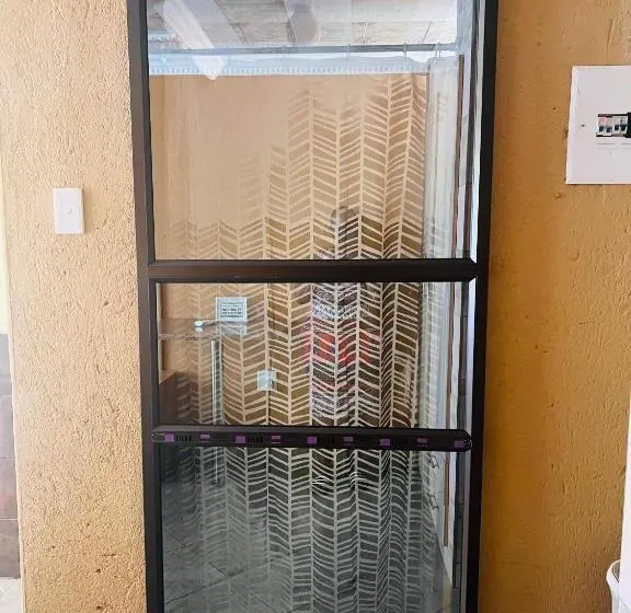 Standard Yhden Hengen Huone, The Journey Guest House