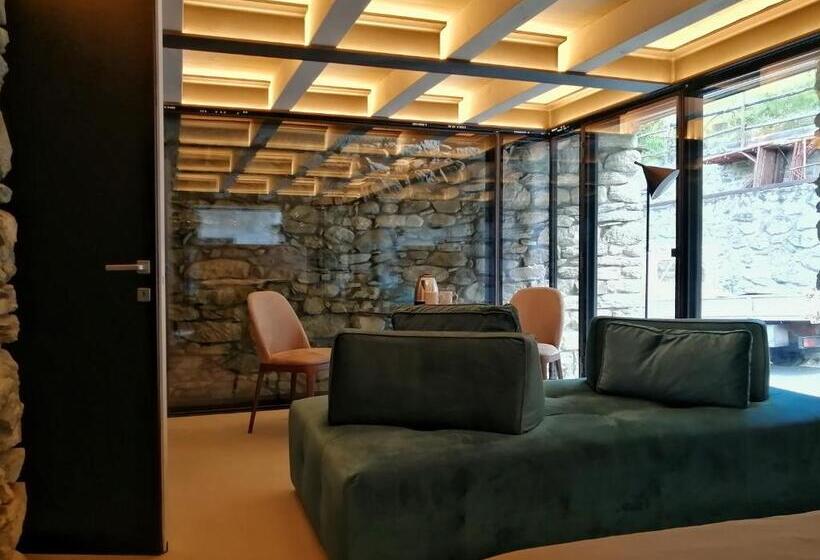 غرفة قياسية, V&v Rentroom Design