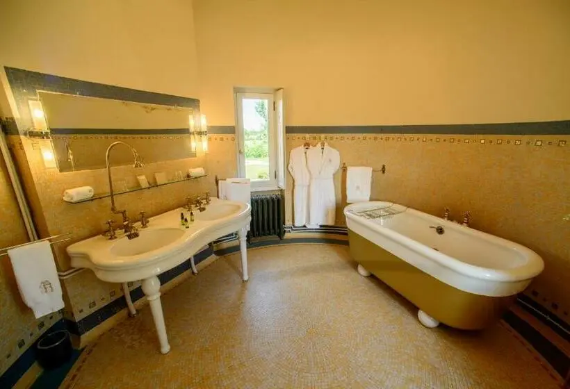 デラックスルーム, Château Origny De Neuvy