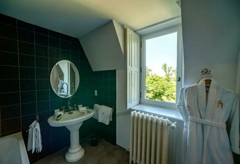 ガーデンビュースタンダードルーム, Château Origny De Neuvy