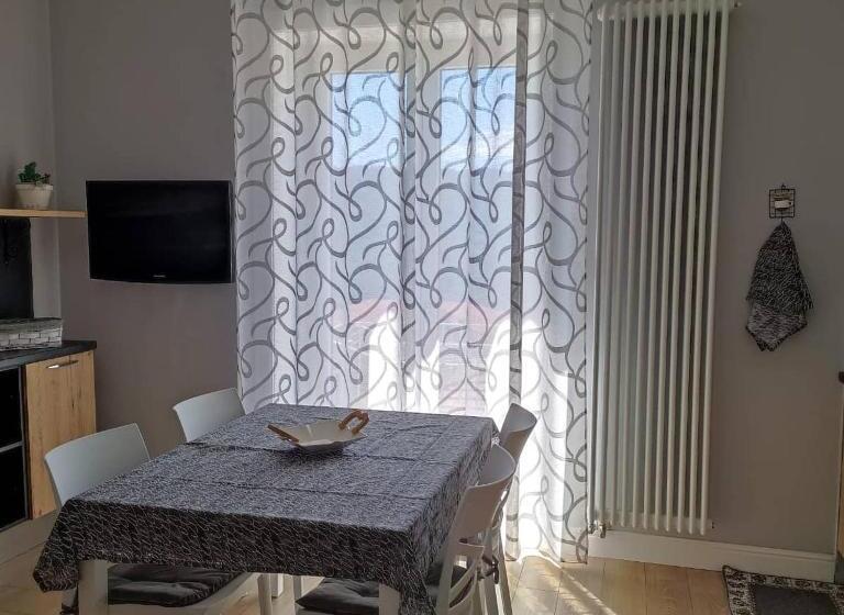 חדר סטנדרט לארבעה, Porta D Alpi