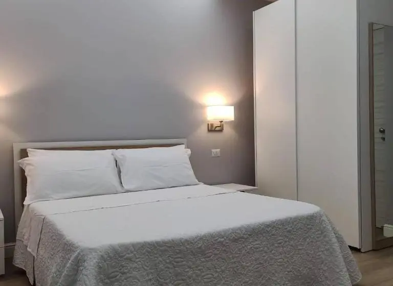 スタンダード4人部屋, Porta D Alpi