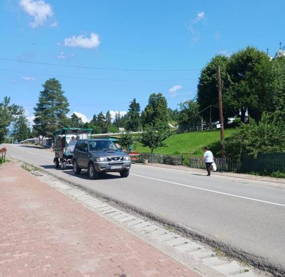 Номер Стандарт, Pensiunea Laricea
