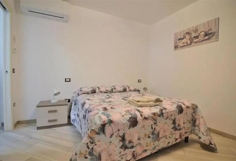 اتاق استاندارد یک نفره, B&b Canavaccio