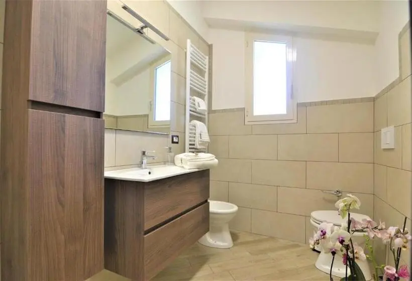 اتاق استاندارد سه نفره, B&b Canavaccio