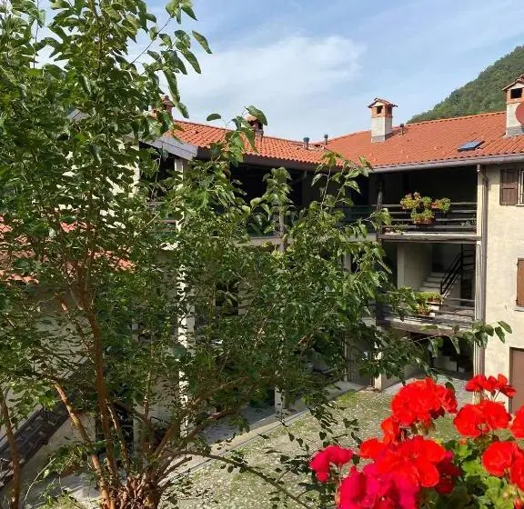 スタンダード４人部屋, B&b La Corte Del Segrino