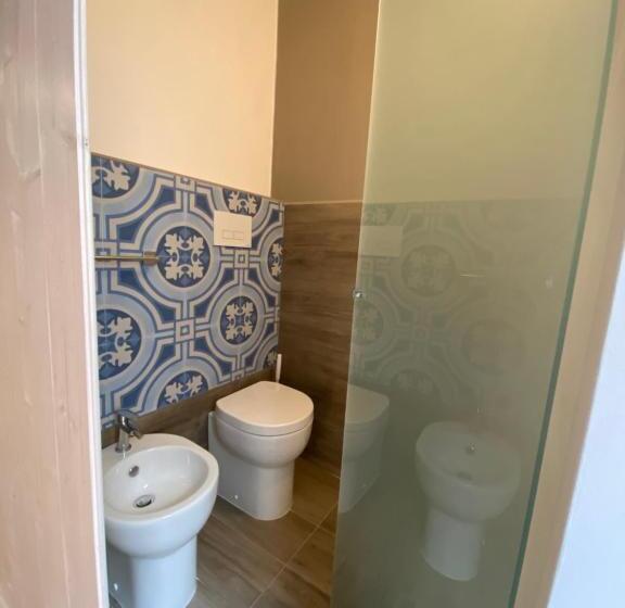 اتاق استاندارد, Start Guesthouse