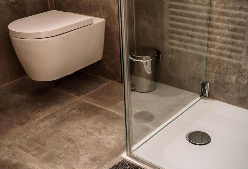 Quarto Standard Casa de Banho Partilhada, Seeglück