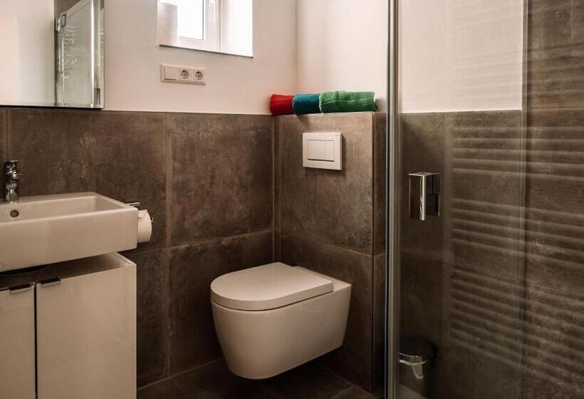 Quarto Standard Casa de Banho Partilhada, Seeglück