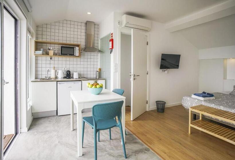 استودیوی استاندارد با چشم‌انداز دریا, Thalassa Villas