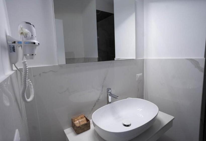 חדר דלוקס לארבעה, Tenuta Miranda Agriresort