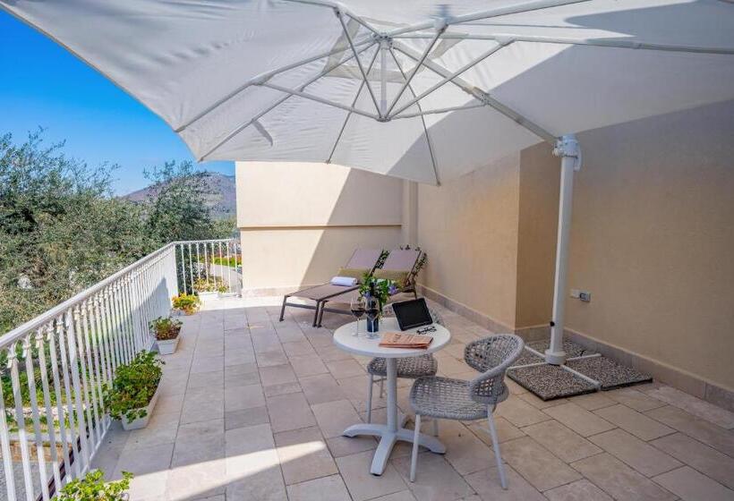 סוויטה עם טרסה, Tenuta Miranda Agriresort