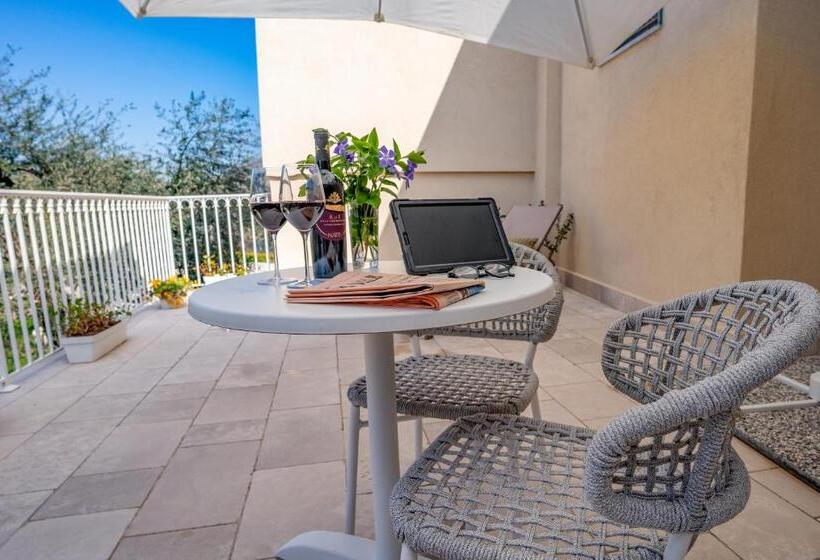 סוויטה עם טרסה, Tenuta Miranda Agriresort